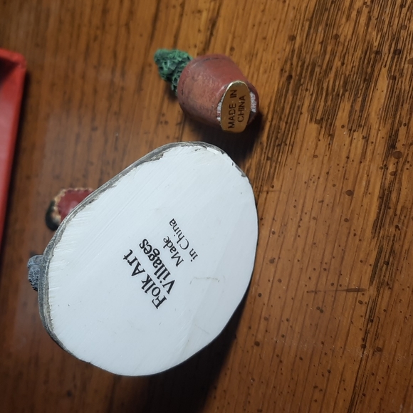 Lang and Wise Liberty Village Lady with dog and topiary - Picture 3 of 6